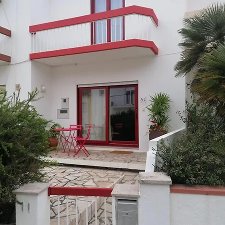 Memorias Da Praia Apartment *